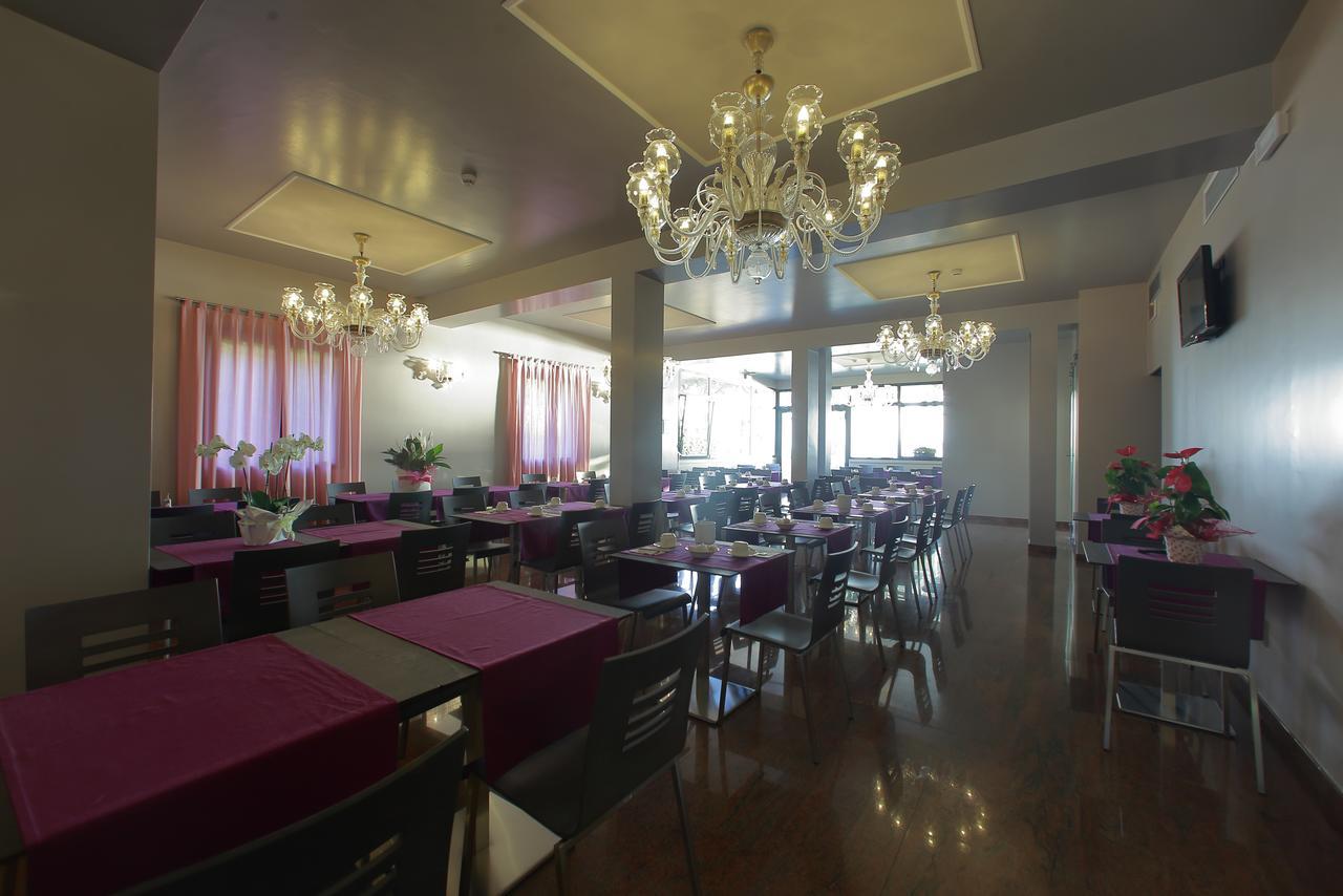 Hotel San Marco Peschiera del Garda Exterior foto